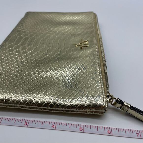 Victoria’s Secret Gold Snake Skin‎ Print Pouch - Picture 5 of 10